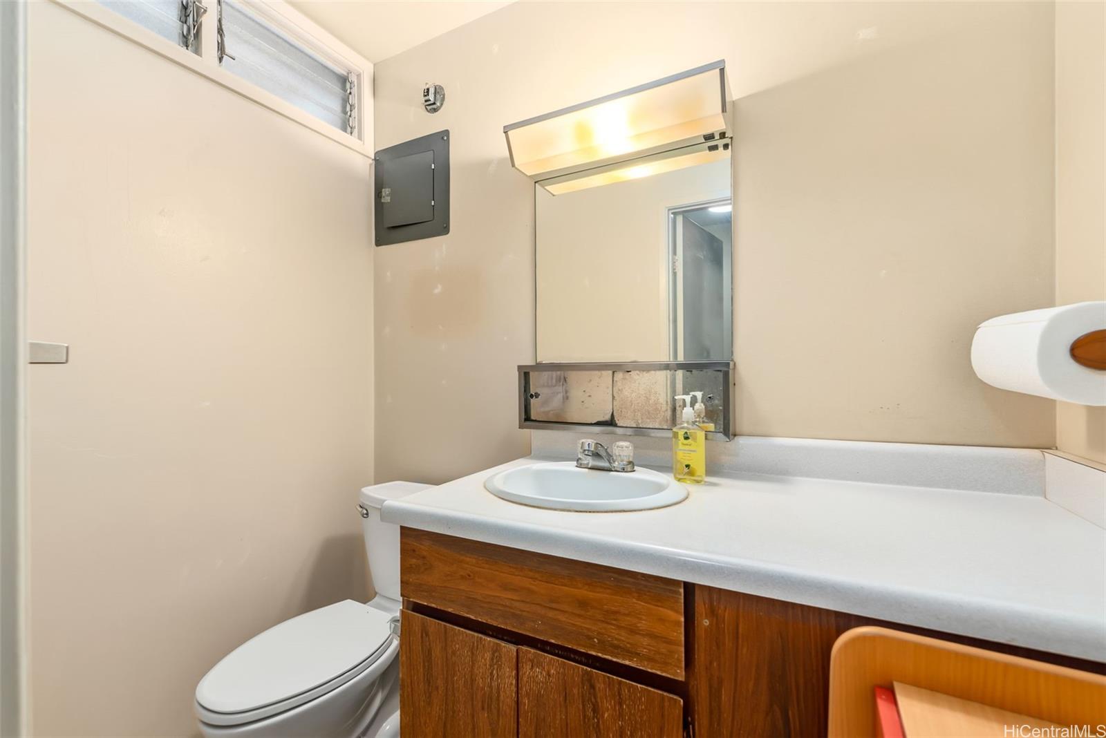 95-325 Kahikinui Court  Unit 223