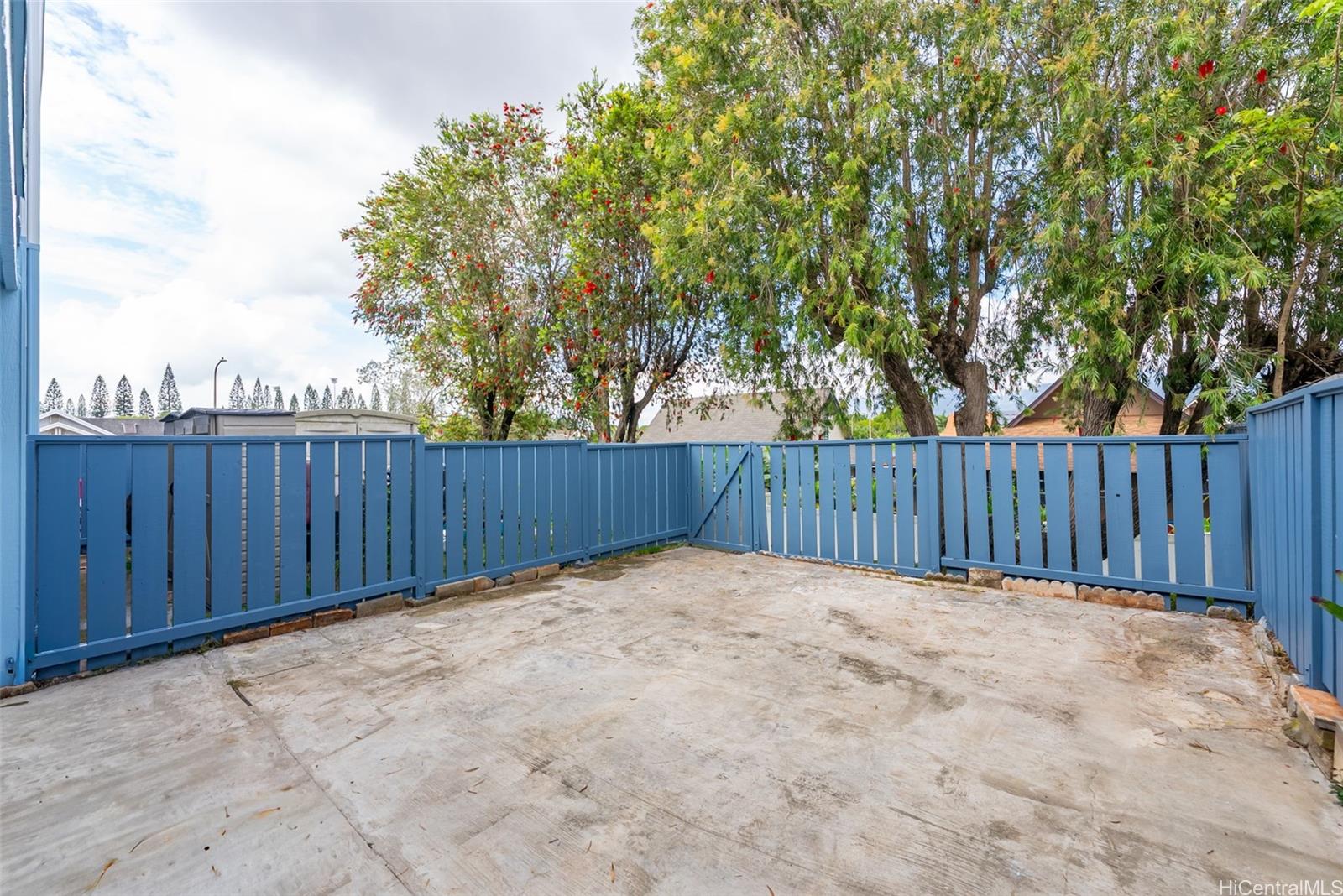 95-325 Kahikinui Court  Unit 223