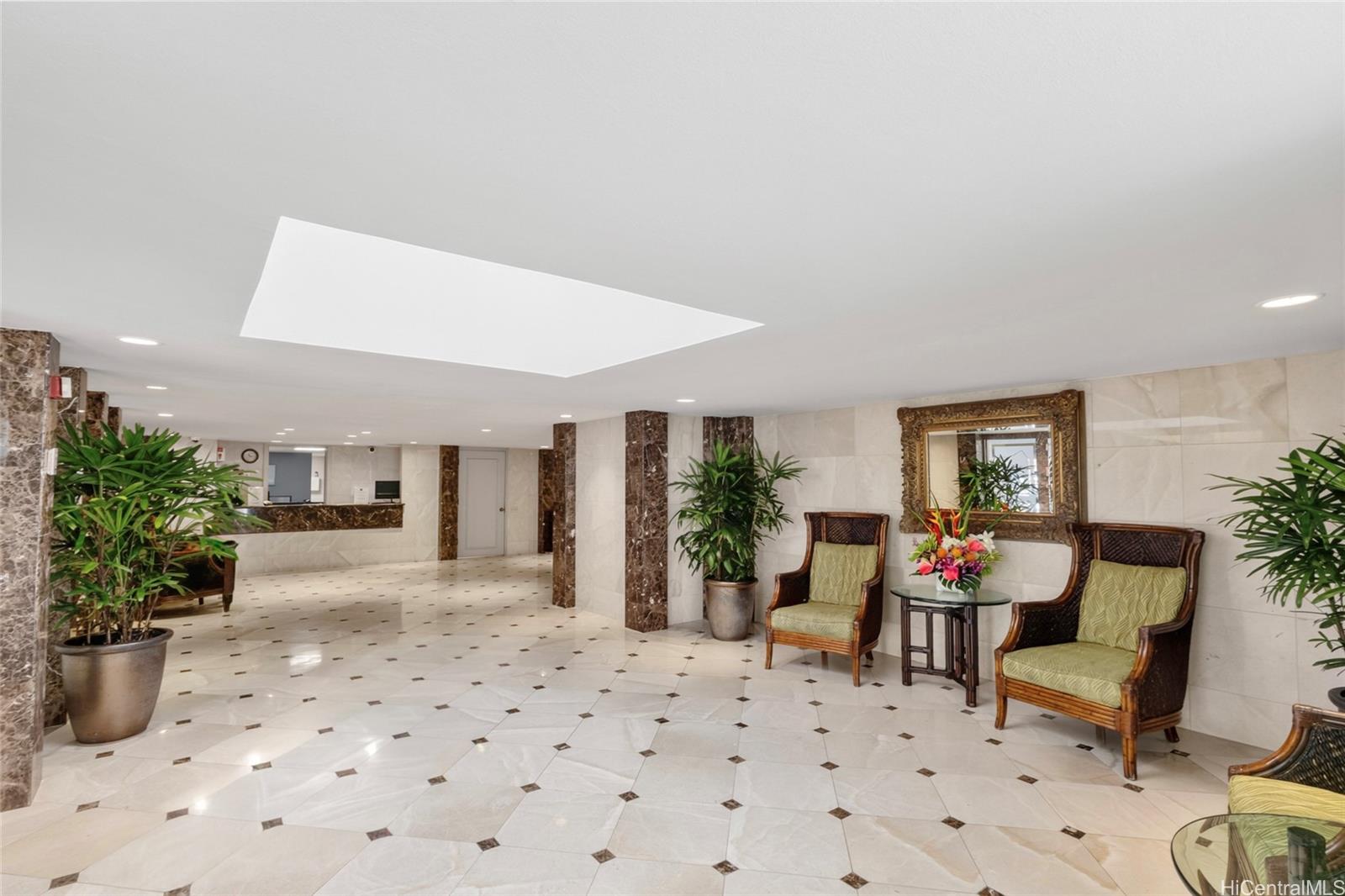 2895 Kalakaua Avenue  Unit 1202