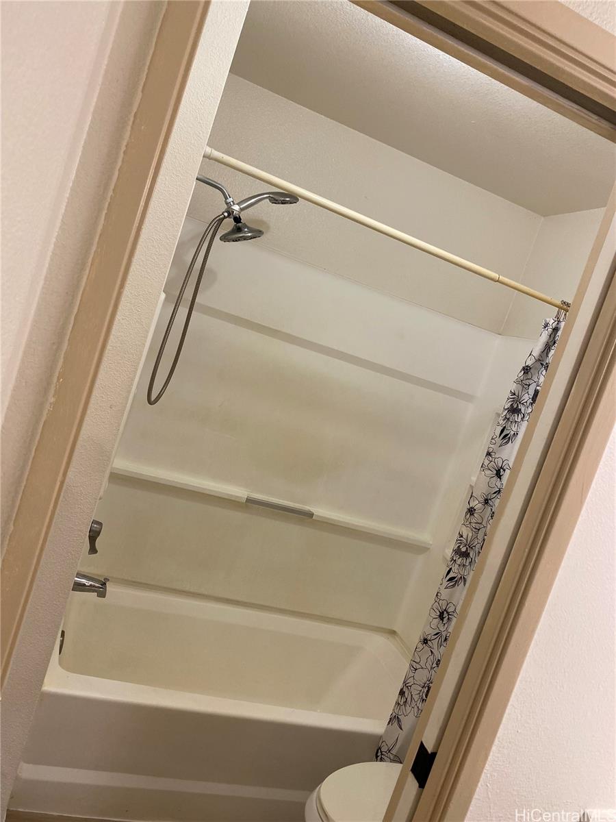 91-238 Hanapouli Circle  Unit 27H