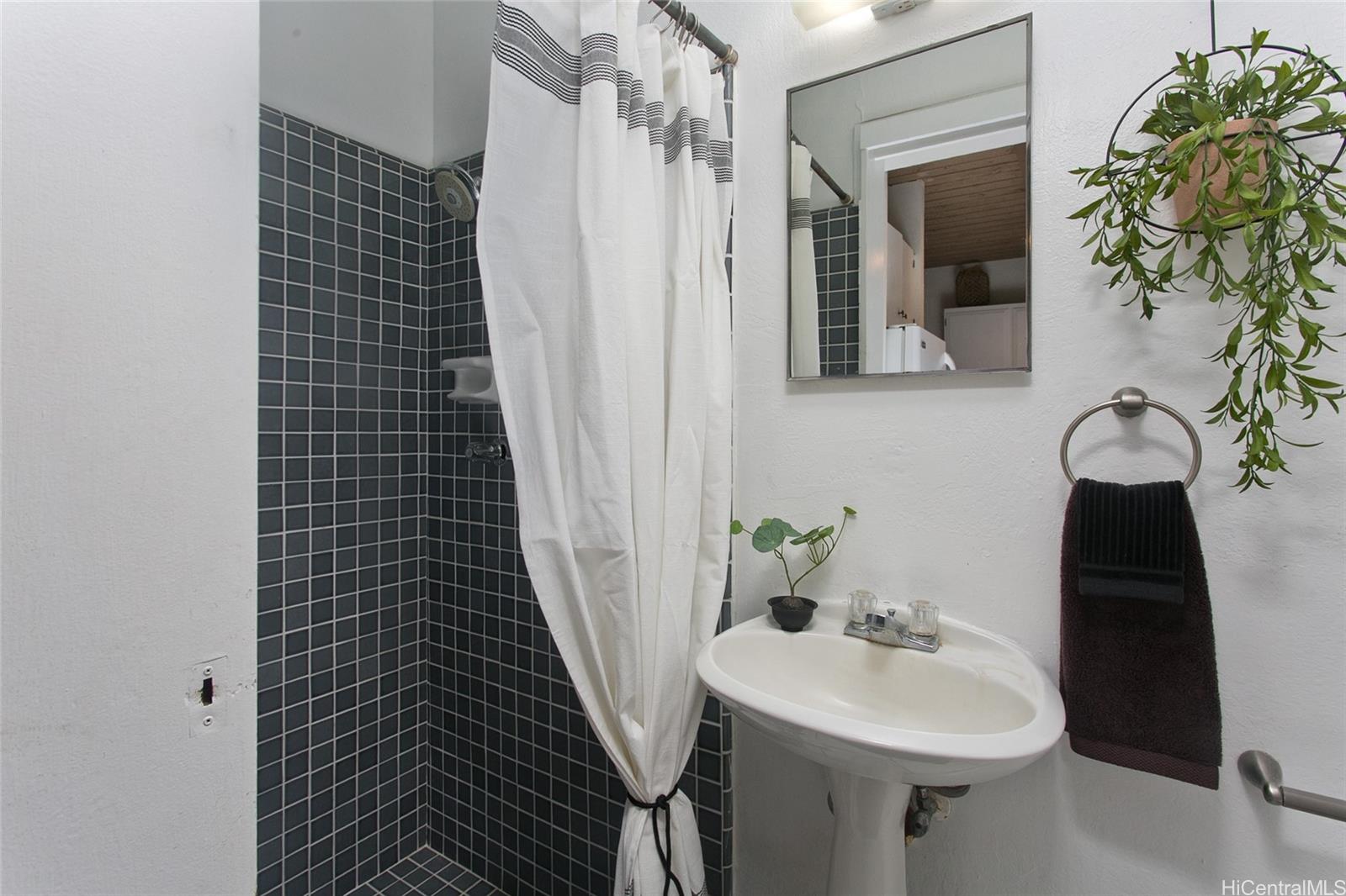 4882 Kilauea Avenue  Unit 2