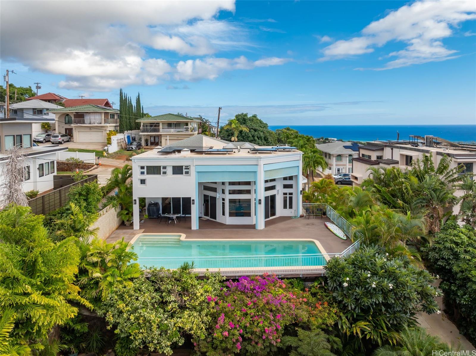 1740 Mikahala Way