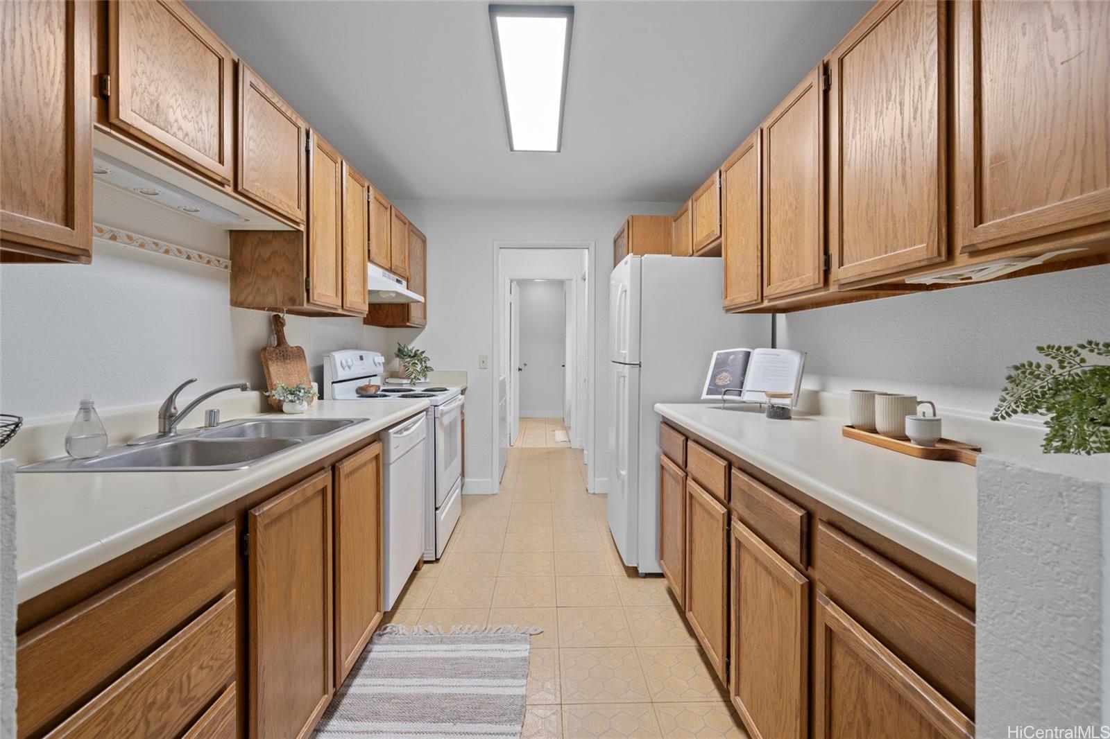 2069 California Avenue  Unit 24H