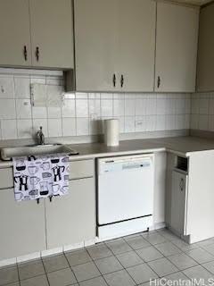 Photo 11 of 25