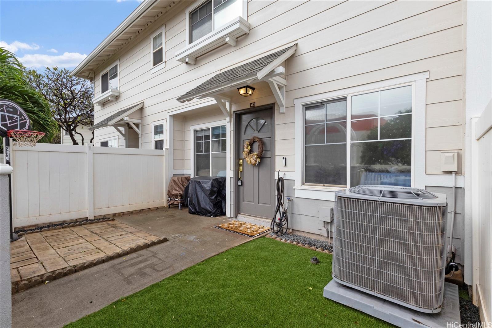 91-1031 Kaimalie Street  Unit 4E2