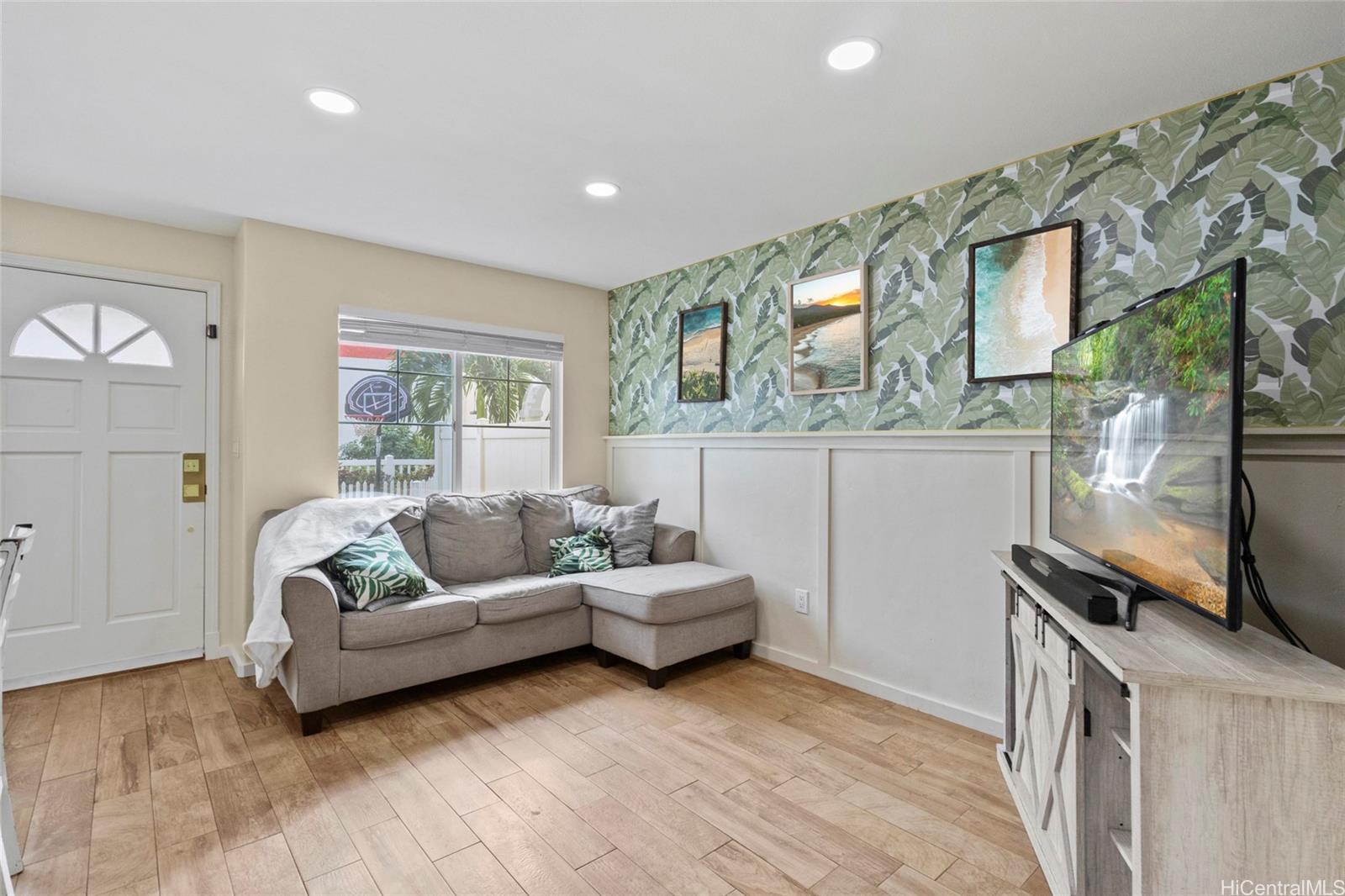 91-1031 Kaimalie Street  Unit 4E2