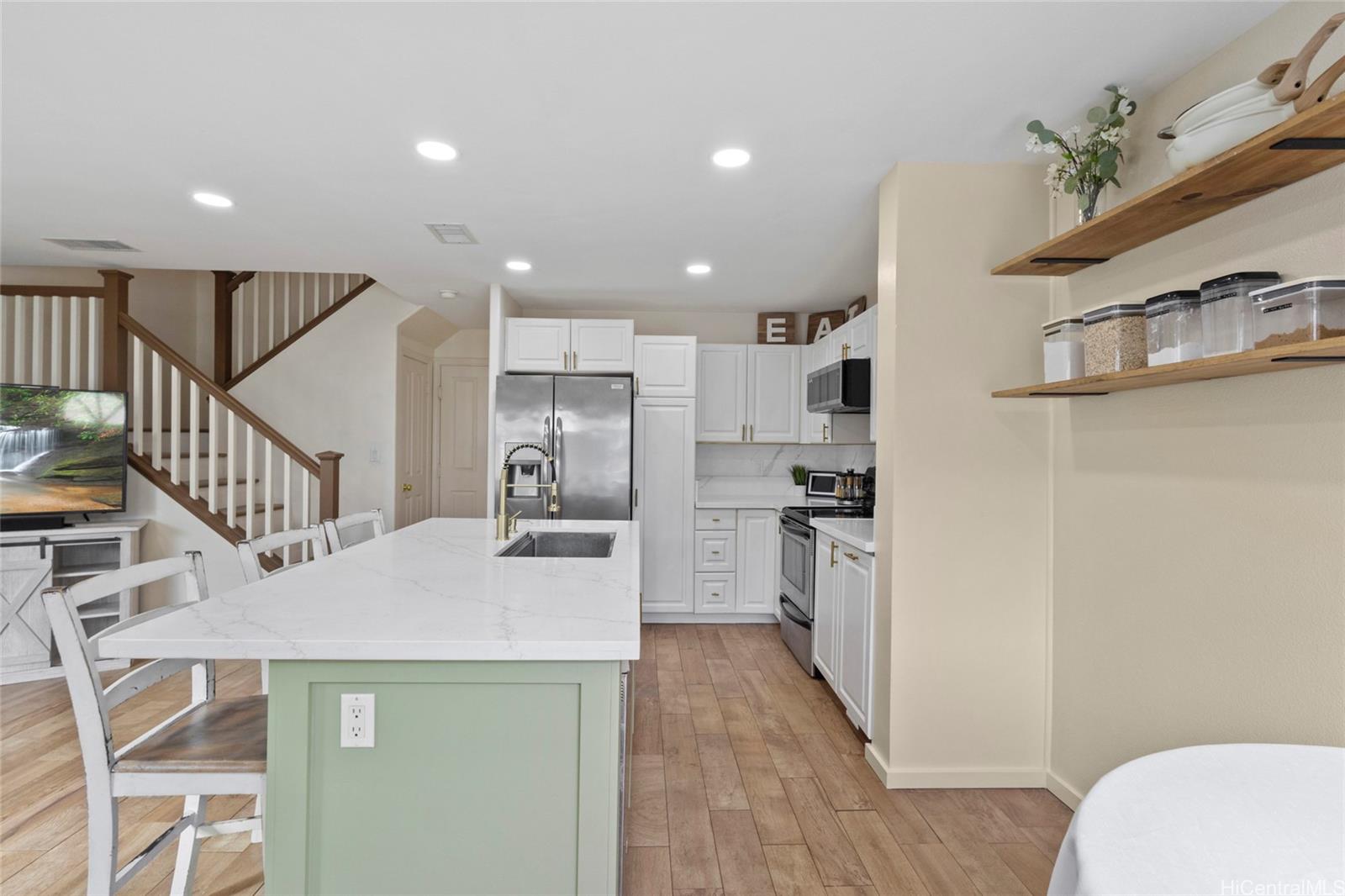 91-1031 Kaimalie Street  Unit 4E2