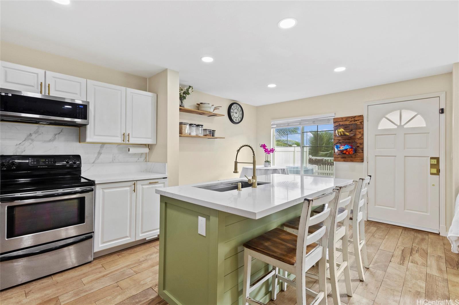 91-1031 Kaimalie Street  Unit 4E2