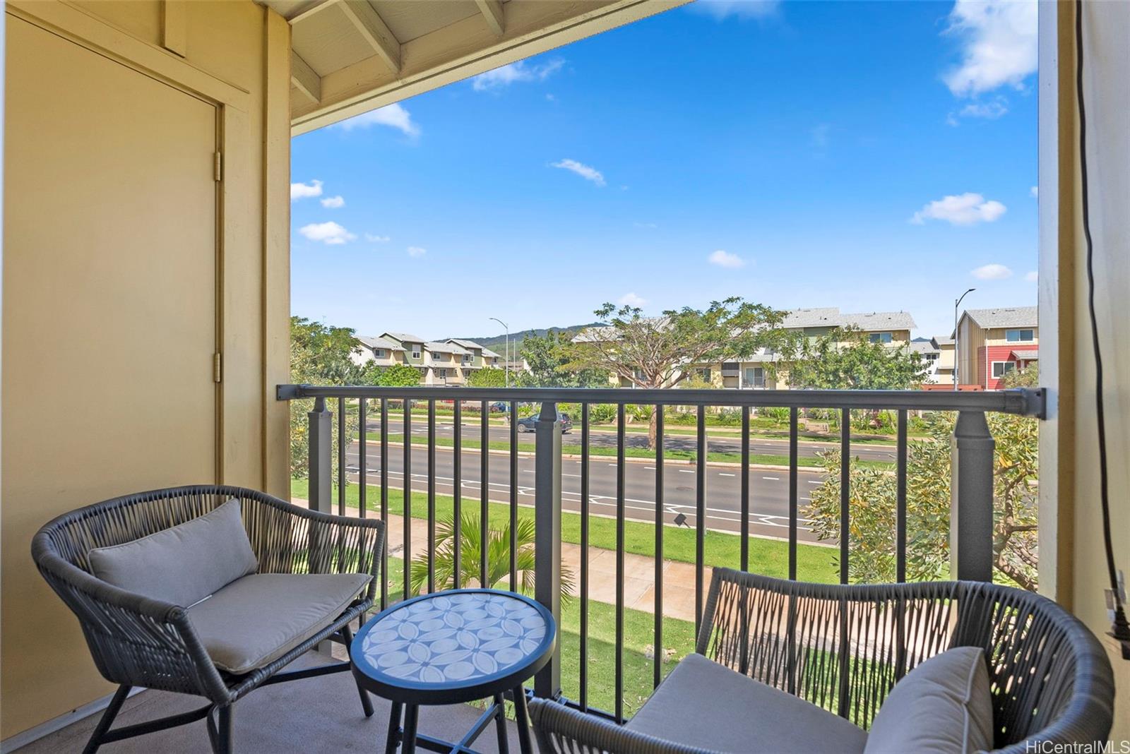 91-3575 Kamolehonua Street  Unit 920