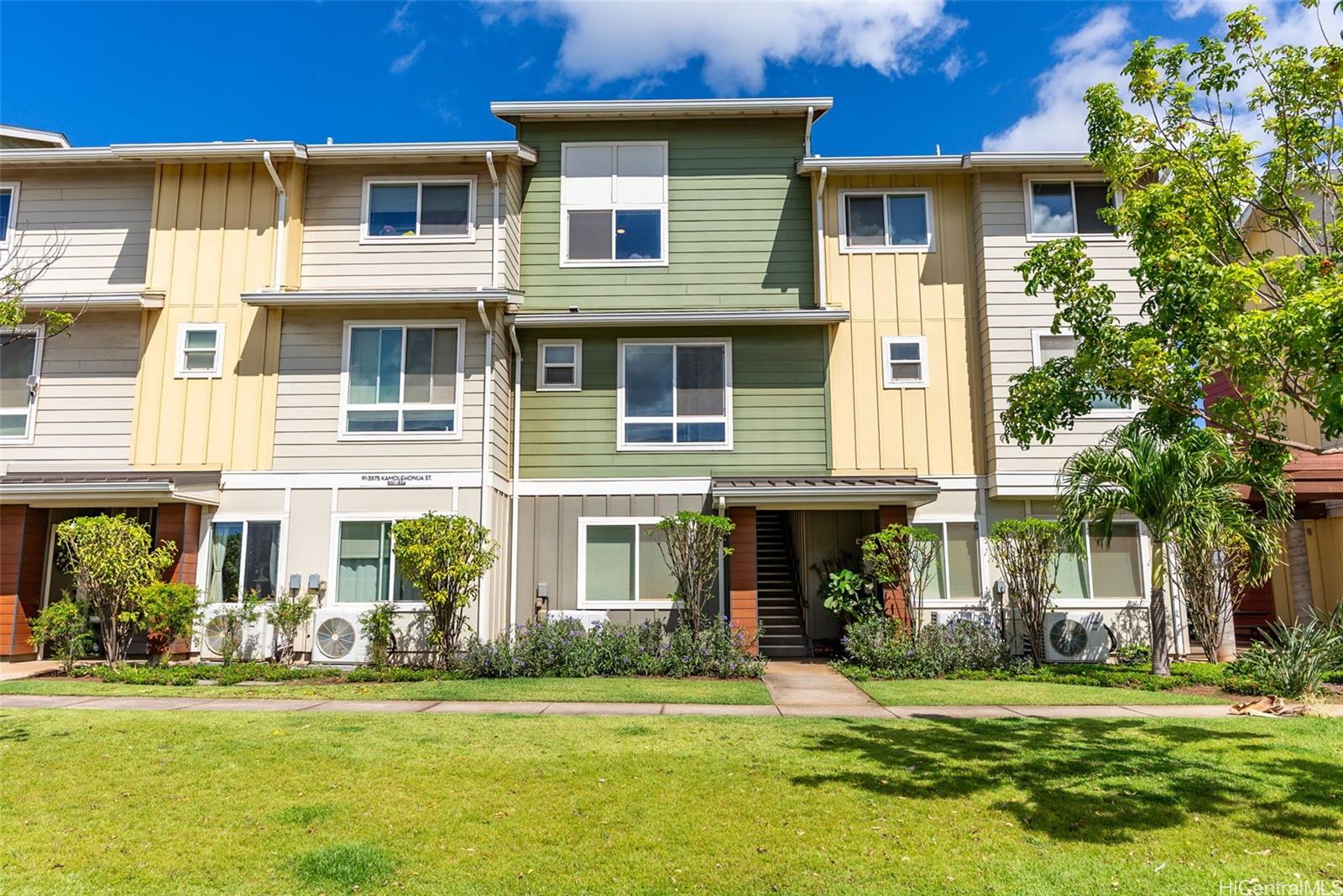 91-3575 Kamolehonua Street  Unit 920