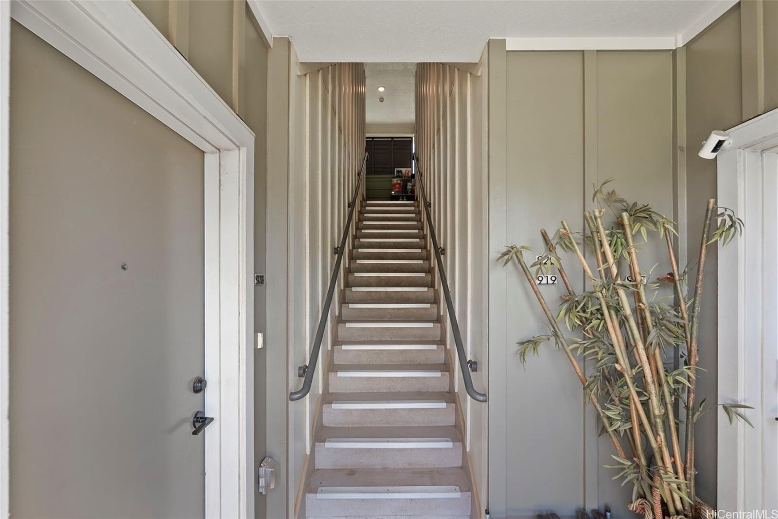 91-3575 Kamolehonua Street  Unit 920