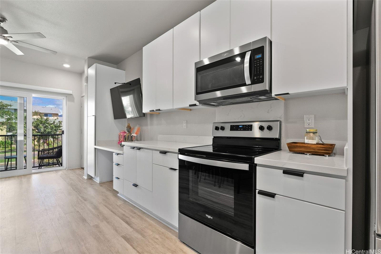 91-3575 Kamolehonua Street  Unit 920