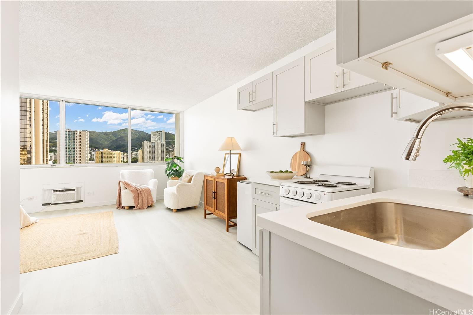 1560 Kanunu Street 1401