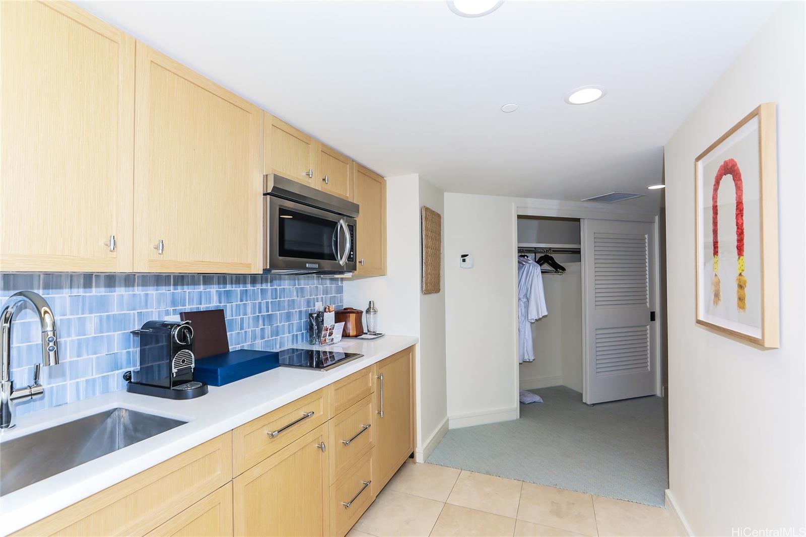 223 Saratoga Road  Unit 2005