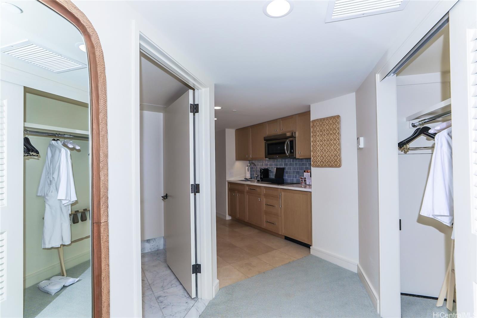 223 Saratoga Road  Unit 2005