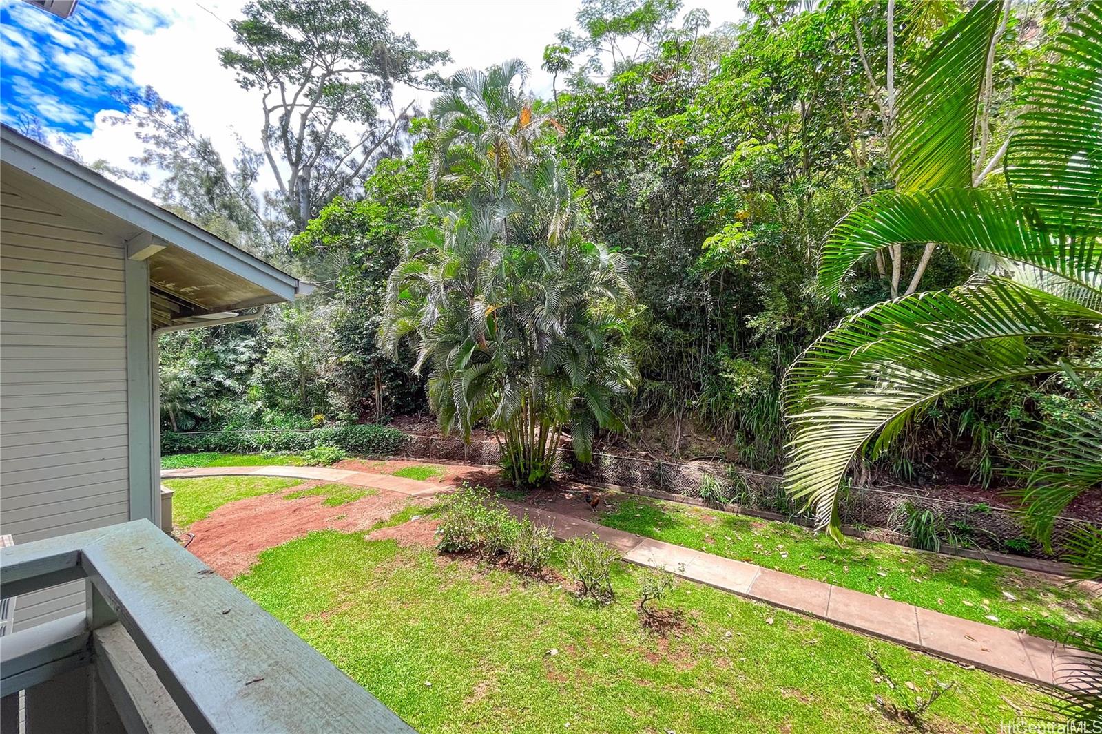 95-652 Wikao Street  Unit F203