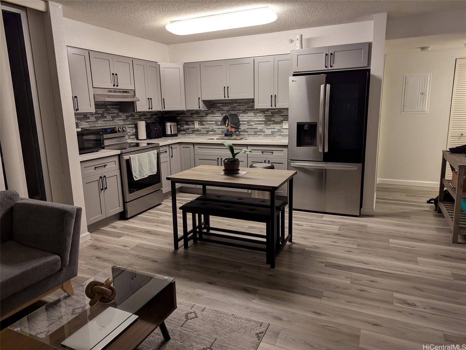 801 South Street 4029