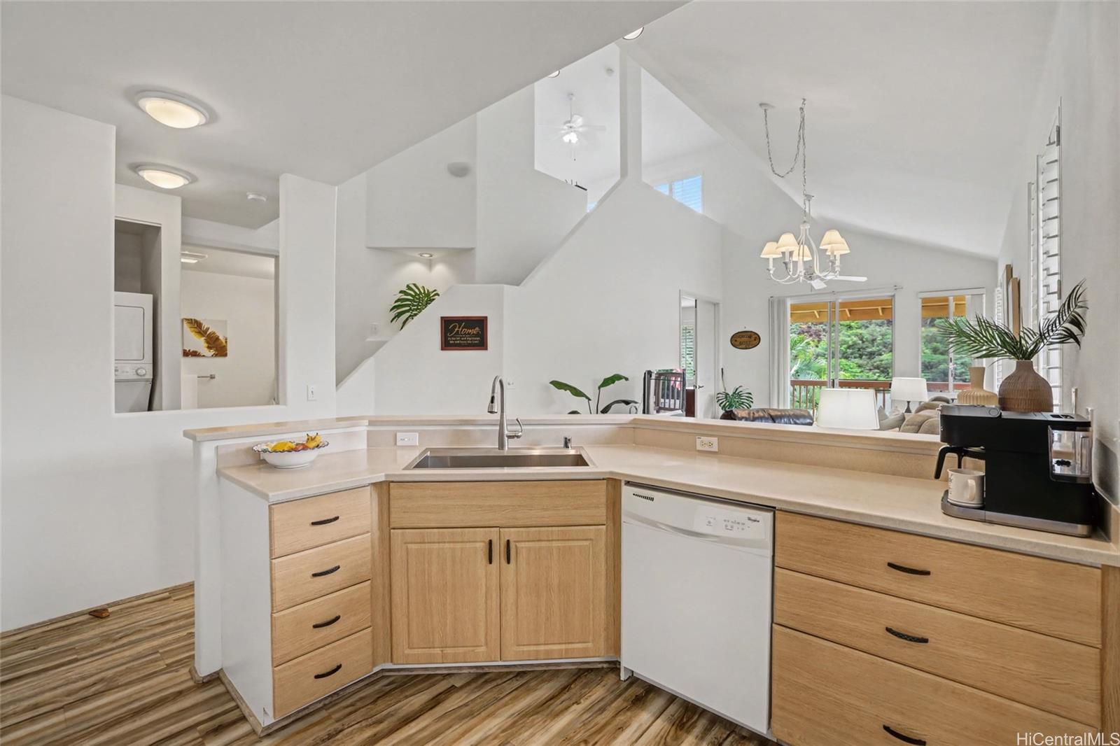 95-948 Wikao Street E304