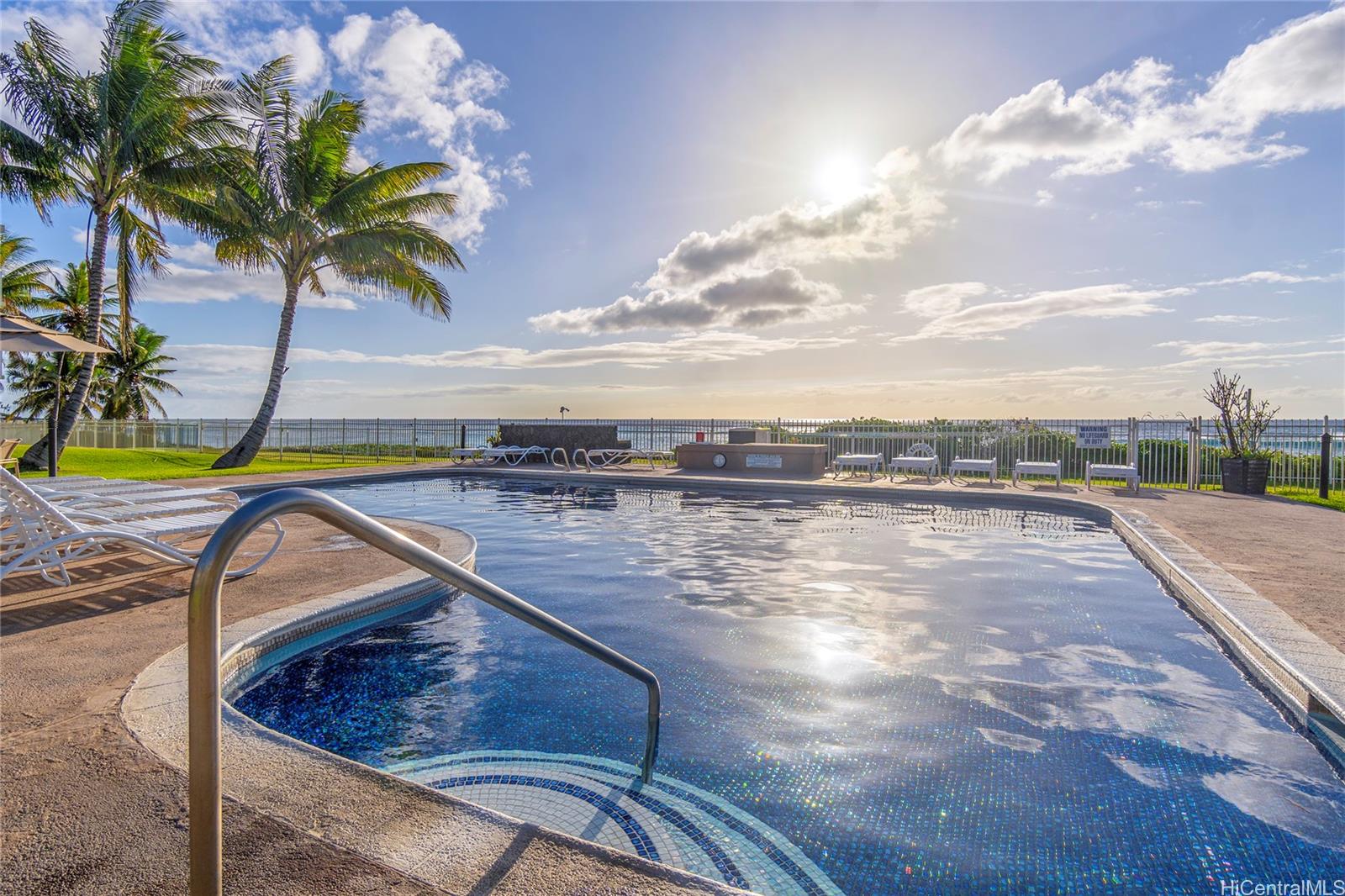 87-561 Farrington Highway  Unit 109