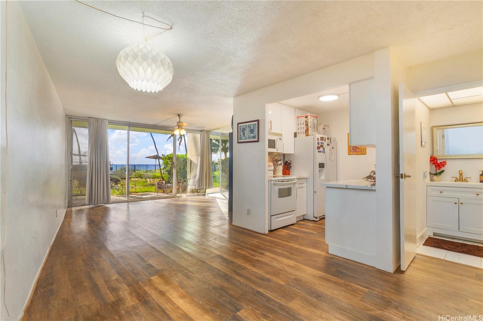 87-561 Farrington Highway  Unit 109