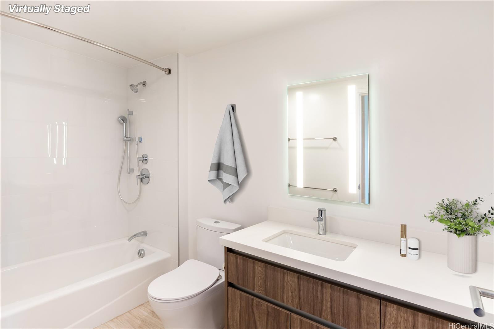 1515 Liona Street  Unit 708