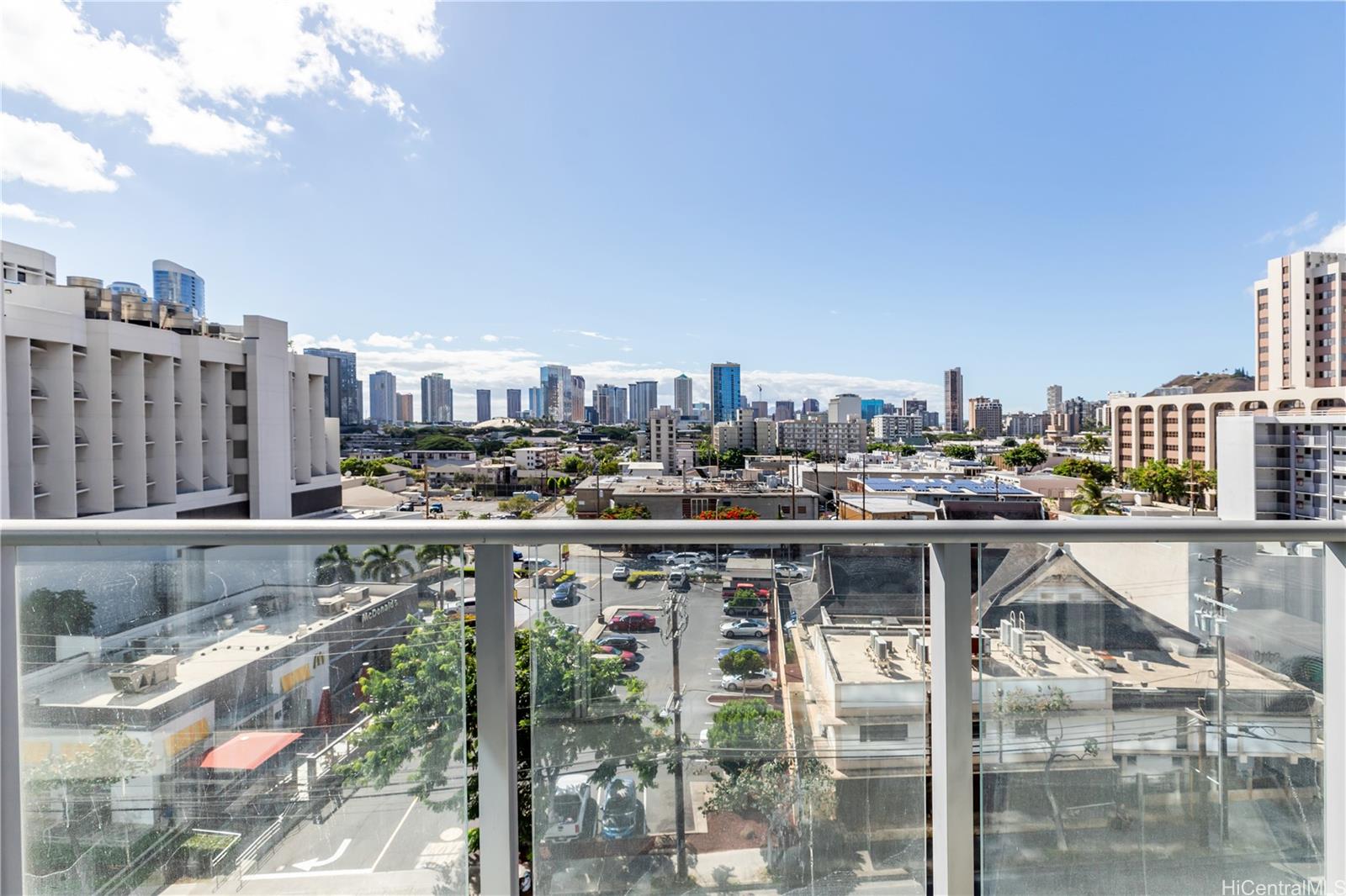 1515 Liona Street  Unit 708
