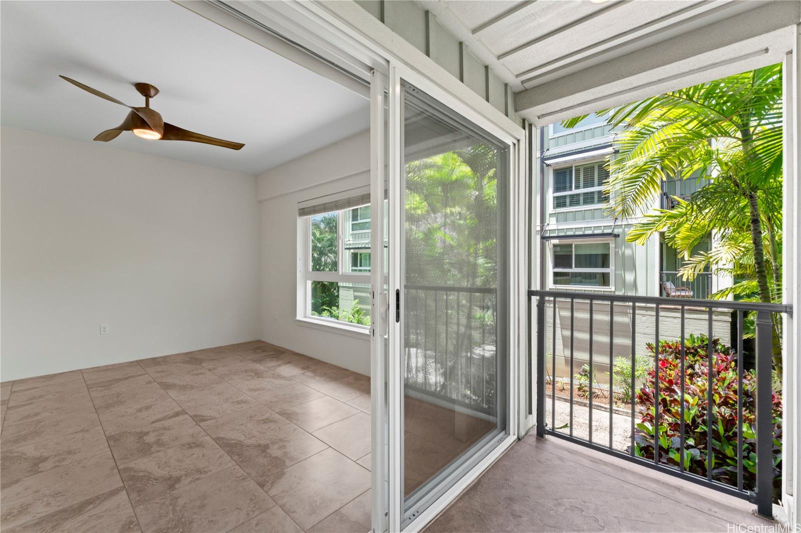 437 Kailua Road  Unit 6102