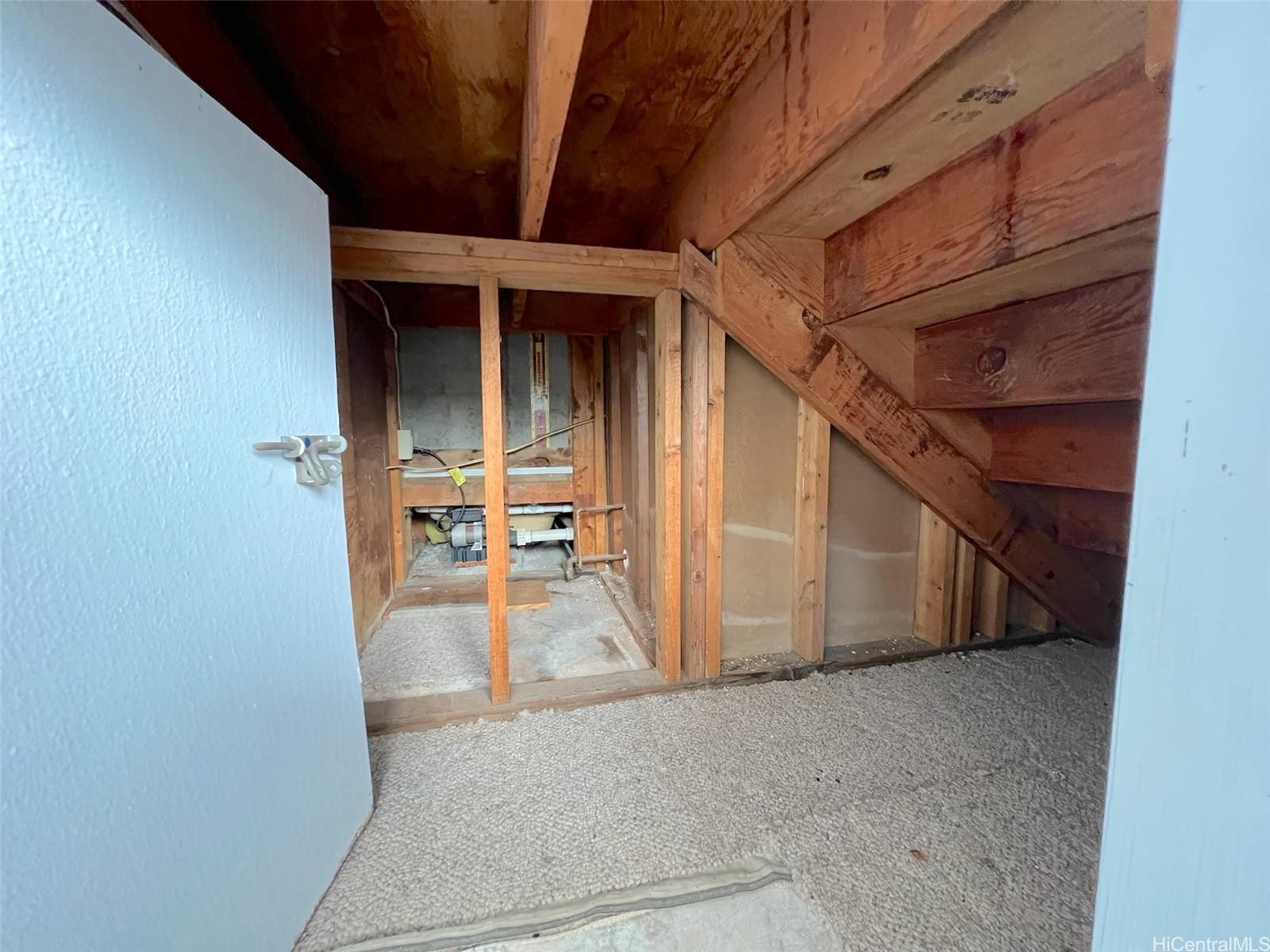 Photo 6 of 25