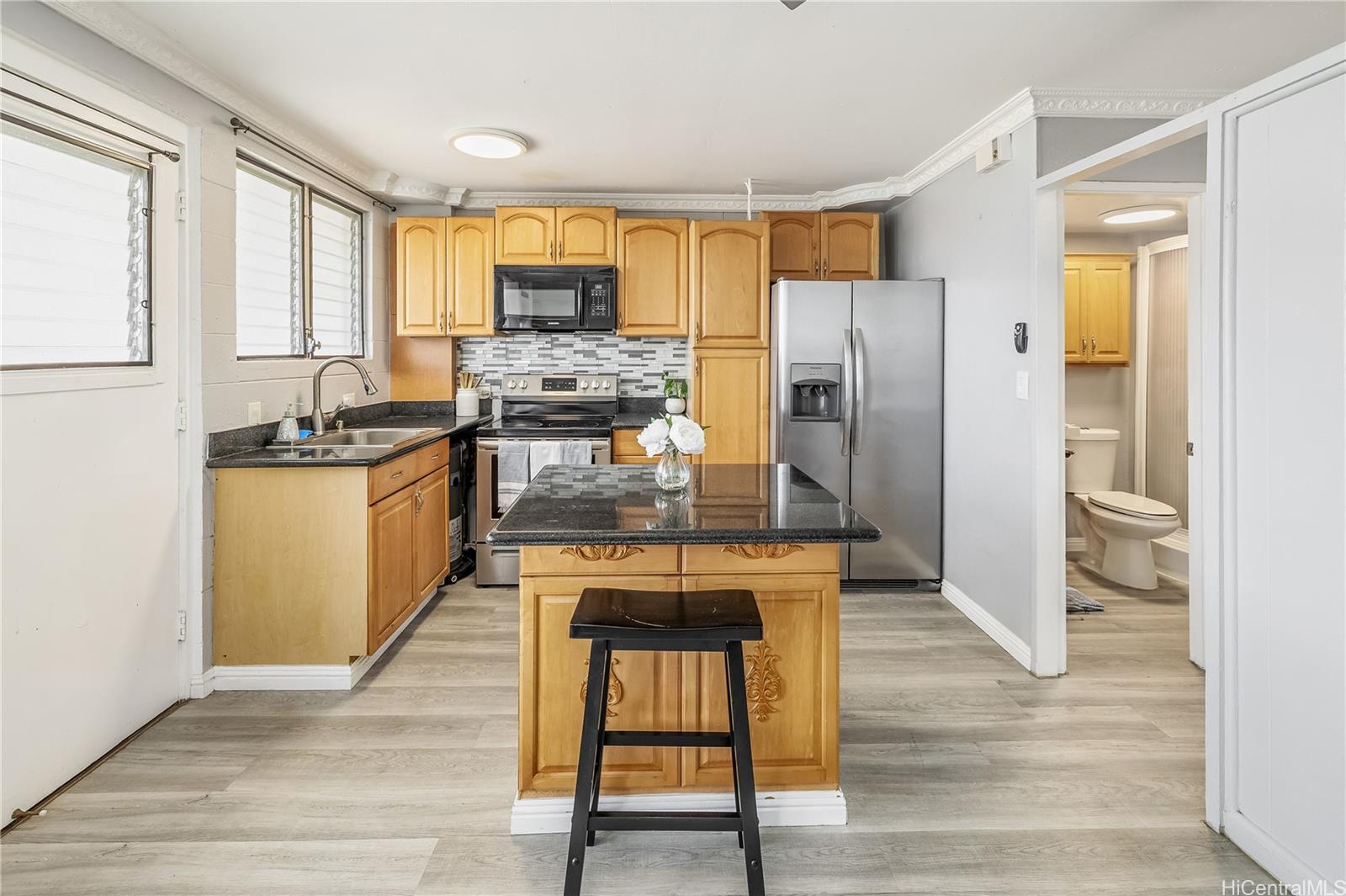 636 Nalanui Street  Unit 404