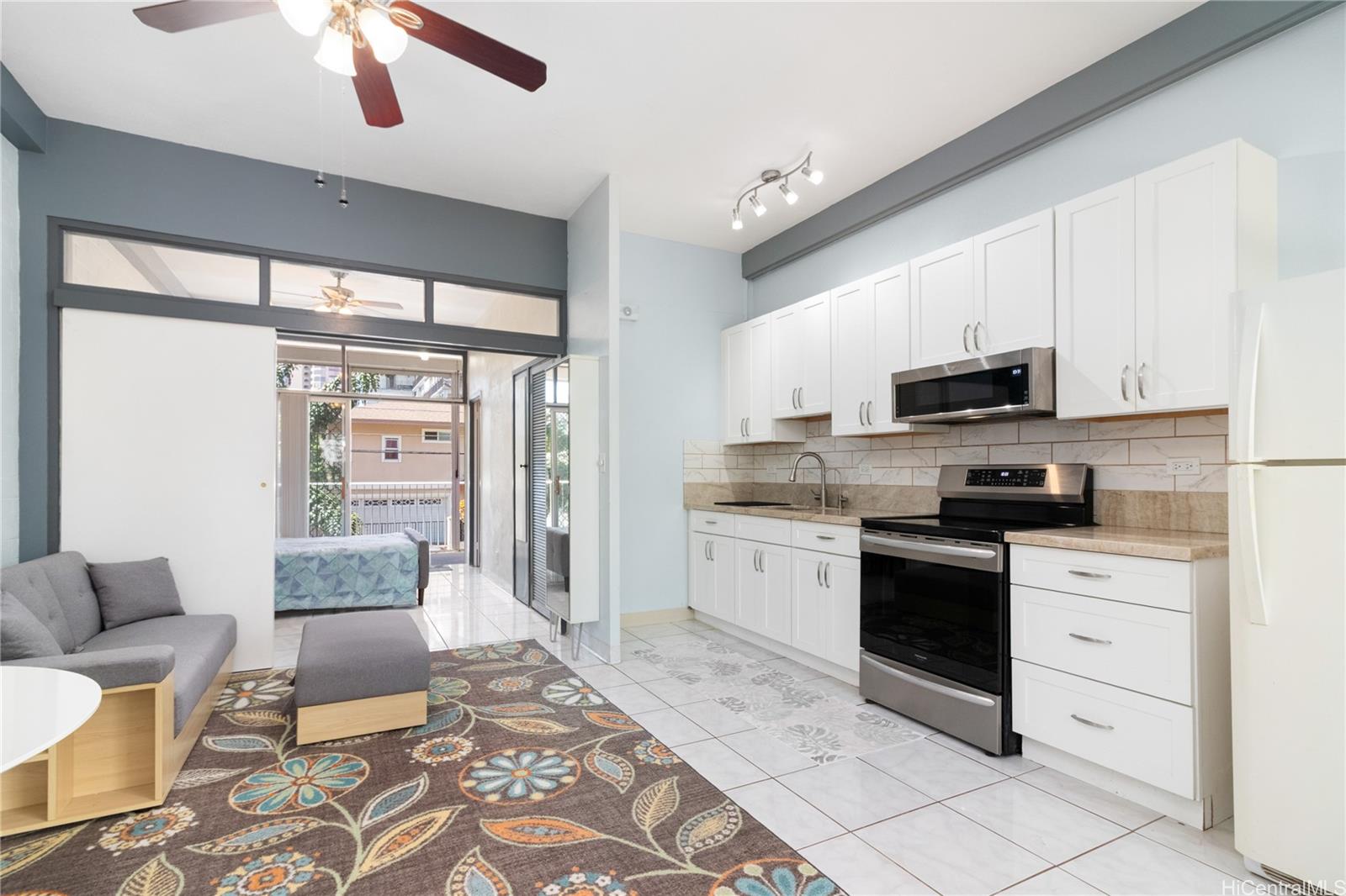 1020 Green Street 102