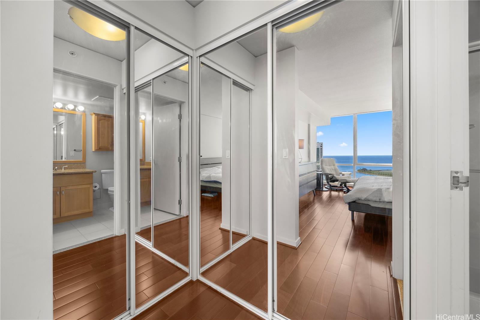 1296 Kapiolani Boulevard  Unit II4206