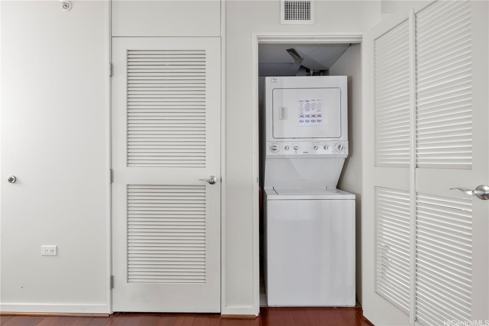 1296 Kapiolani Boulevard  Unit II4206