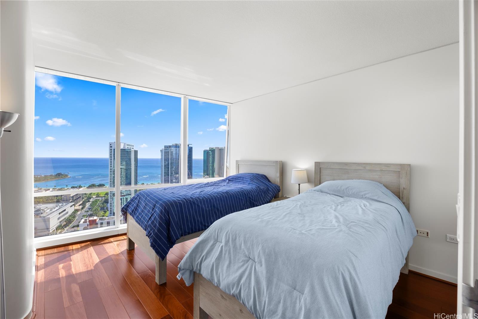 1296 Kapiolani Boulevard  Unit II4206