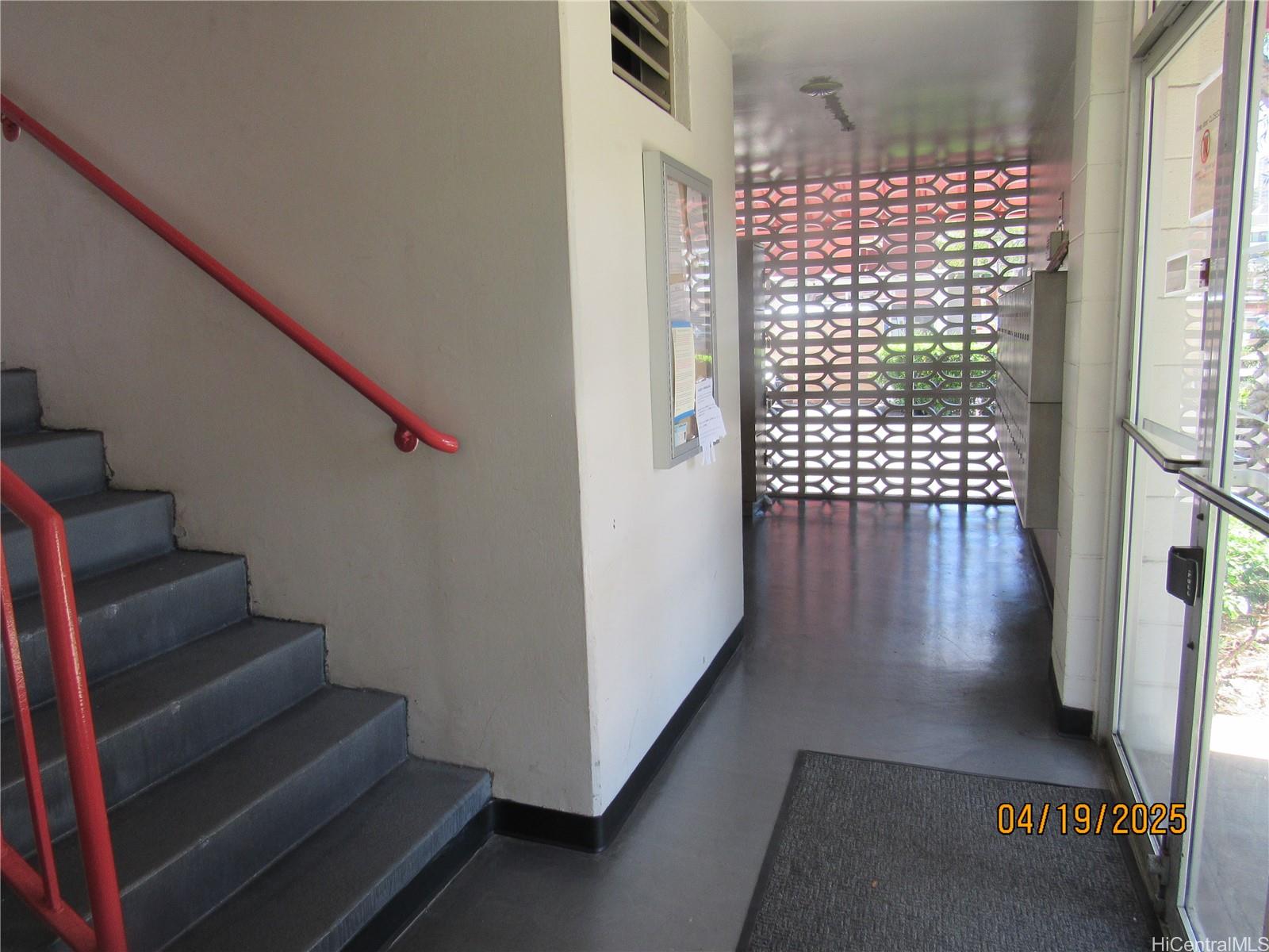 Photo 6 of 16