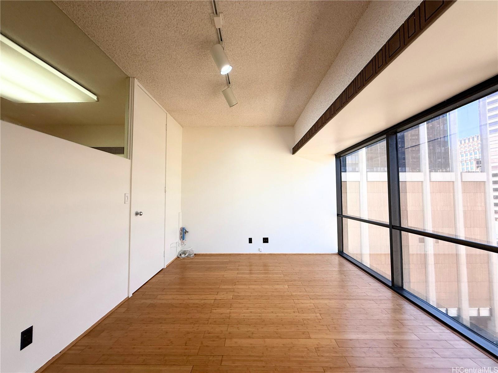 1188 Bishop Street  Unit 1301
