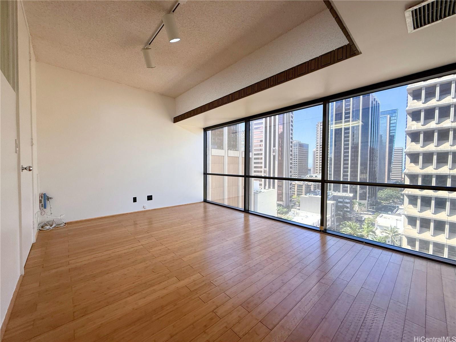 1188 Bishop Street  Unit 1301