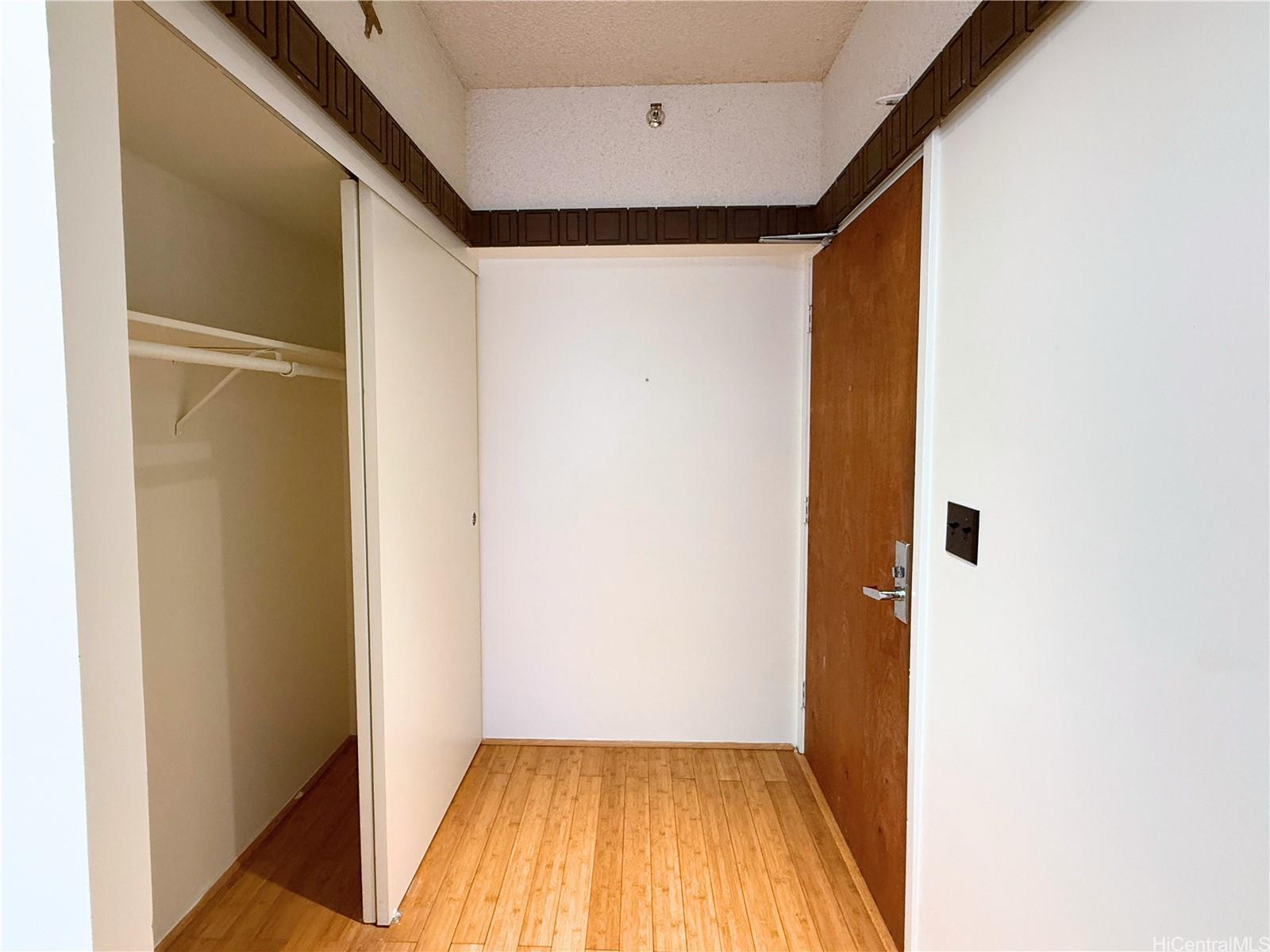 1188 Bishop Street  Unit 1301