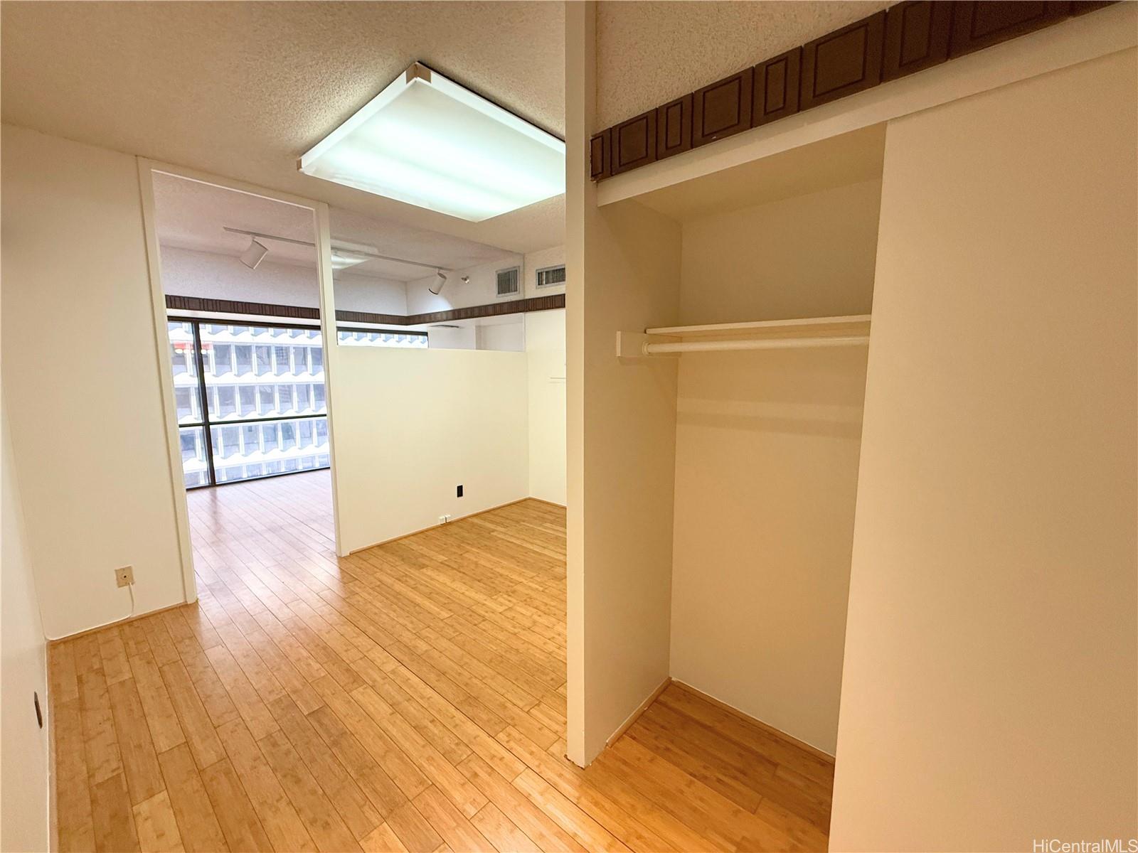 1188 Bishop Street  Unit 1301
