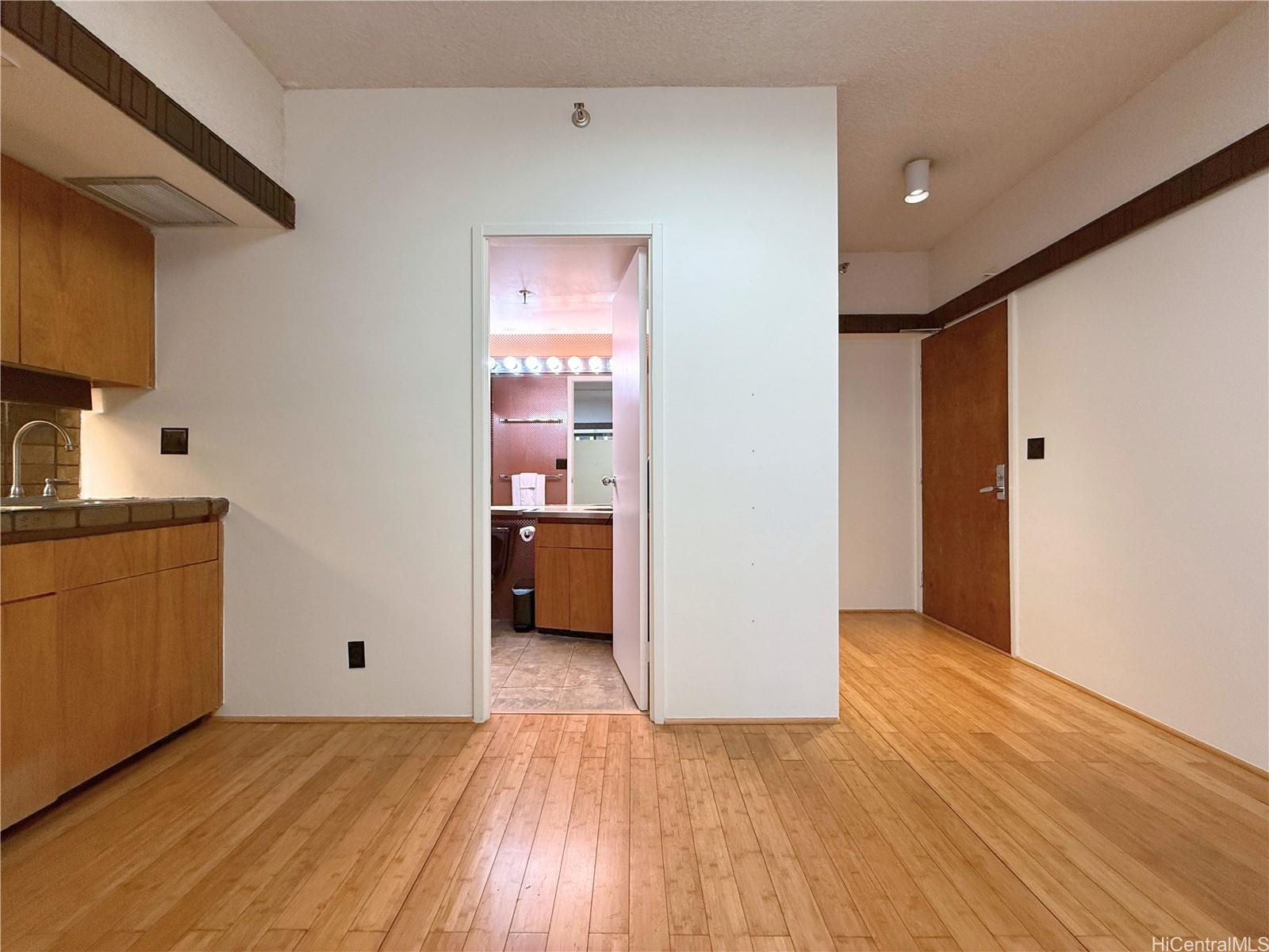 1188 Bishop Street  Unit 1301