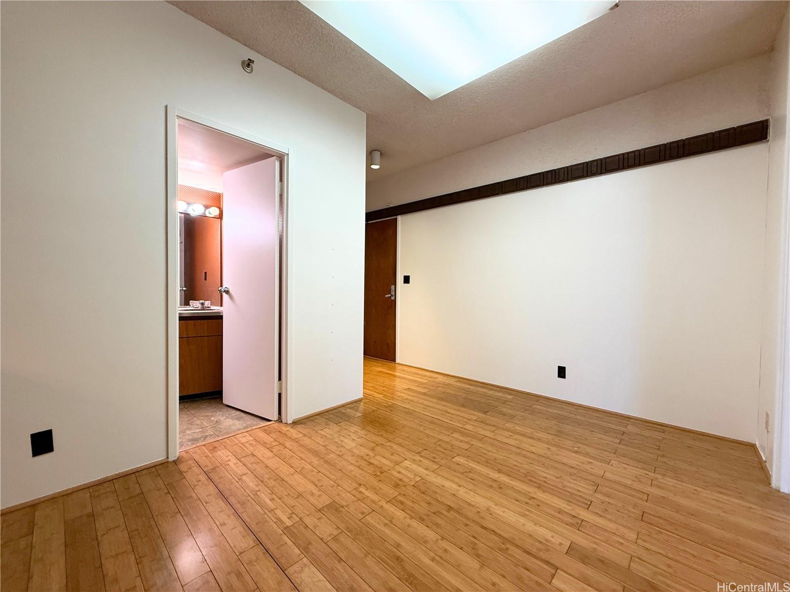 1188 Bishop Street  Unit 1301
