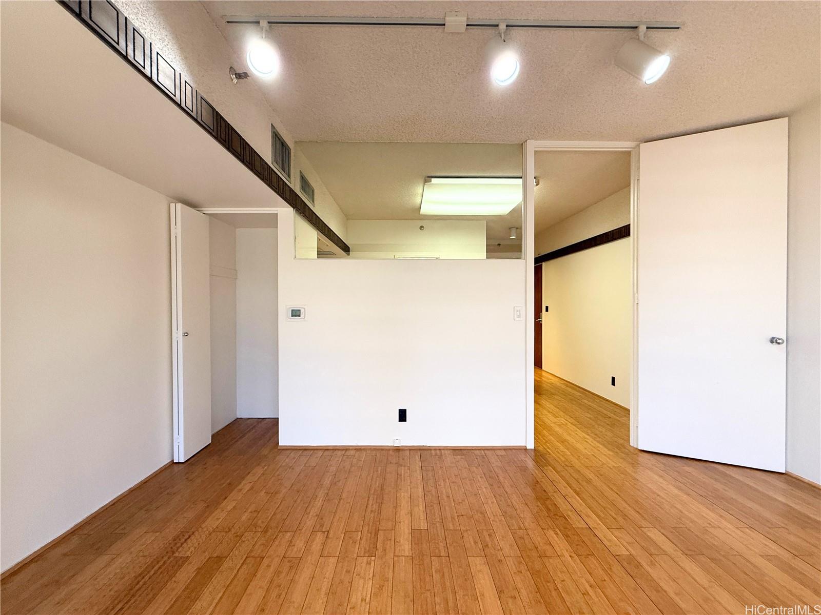 1188 Bishop Street  Unit 1301