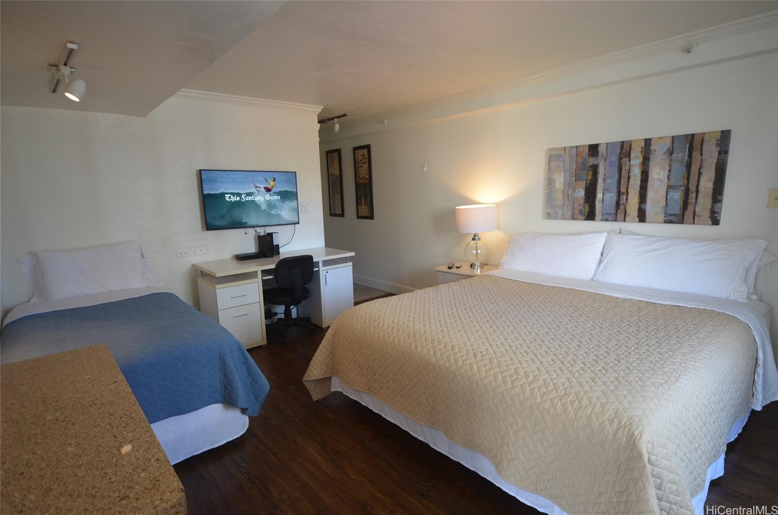 2463 Kuhio Avenue 1009