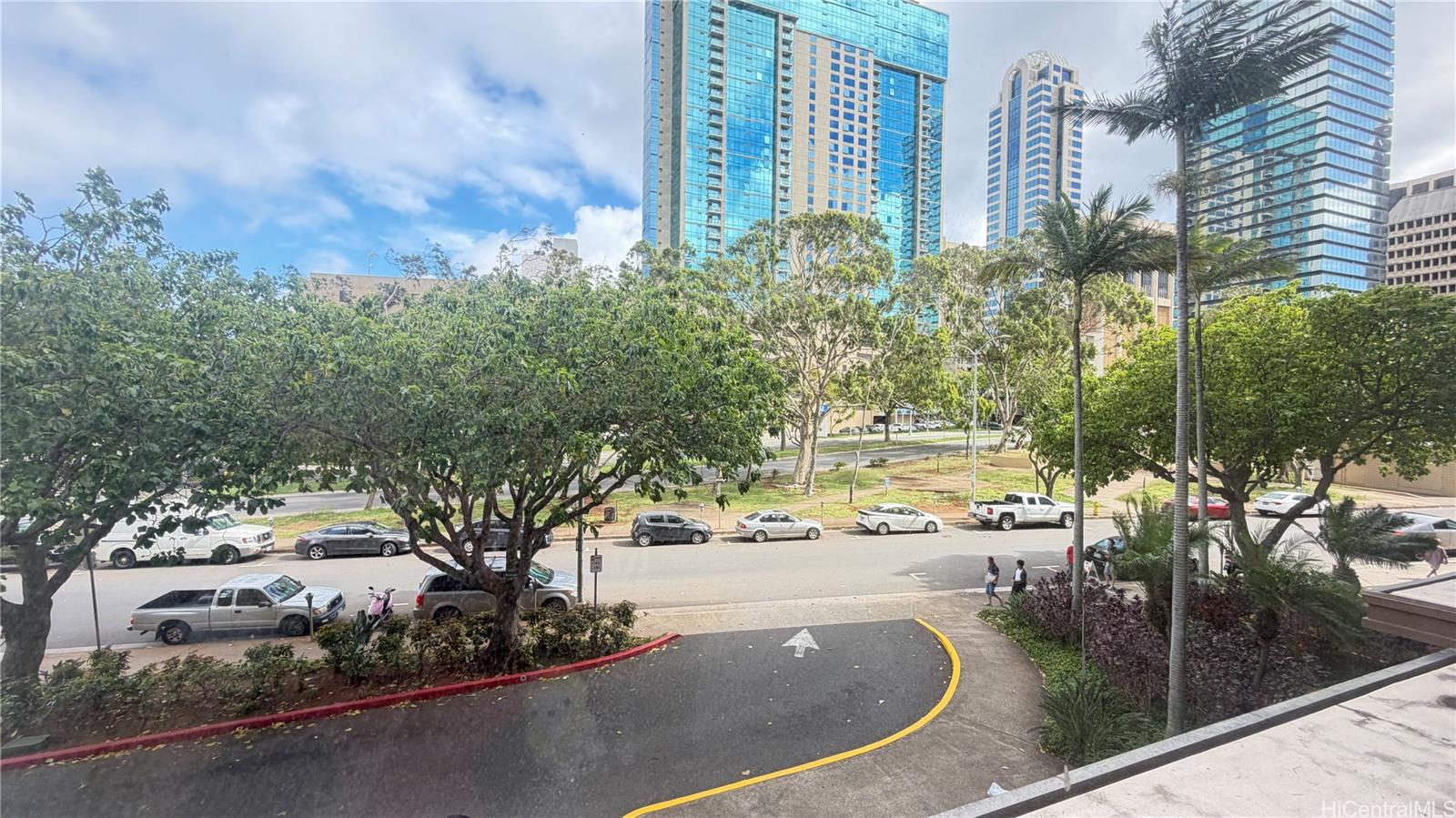55 S Kukui Street  Unit D208