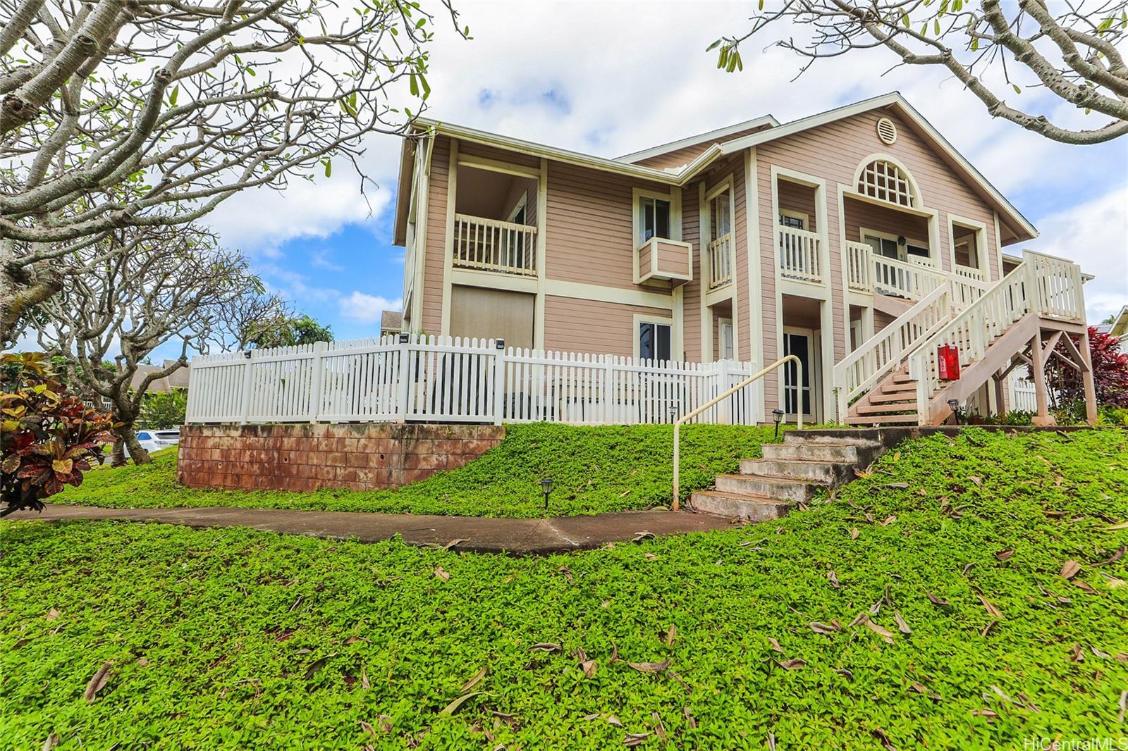 94-529 Lumiaina Street D204