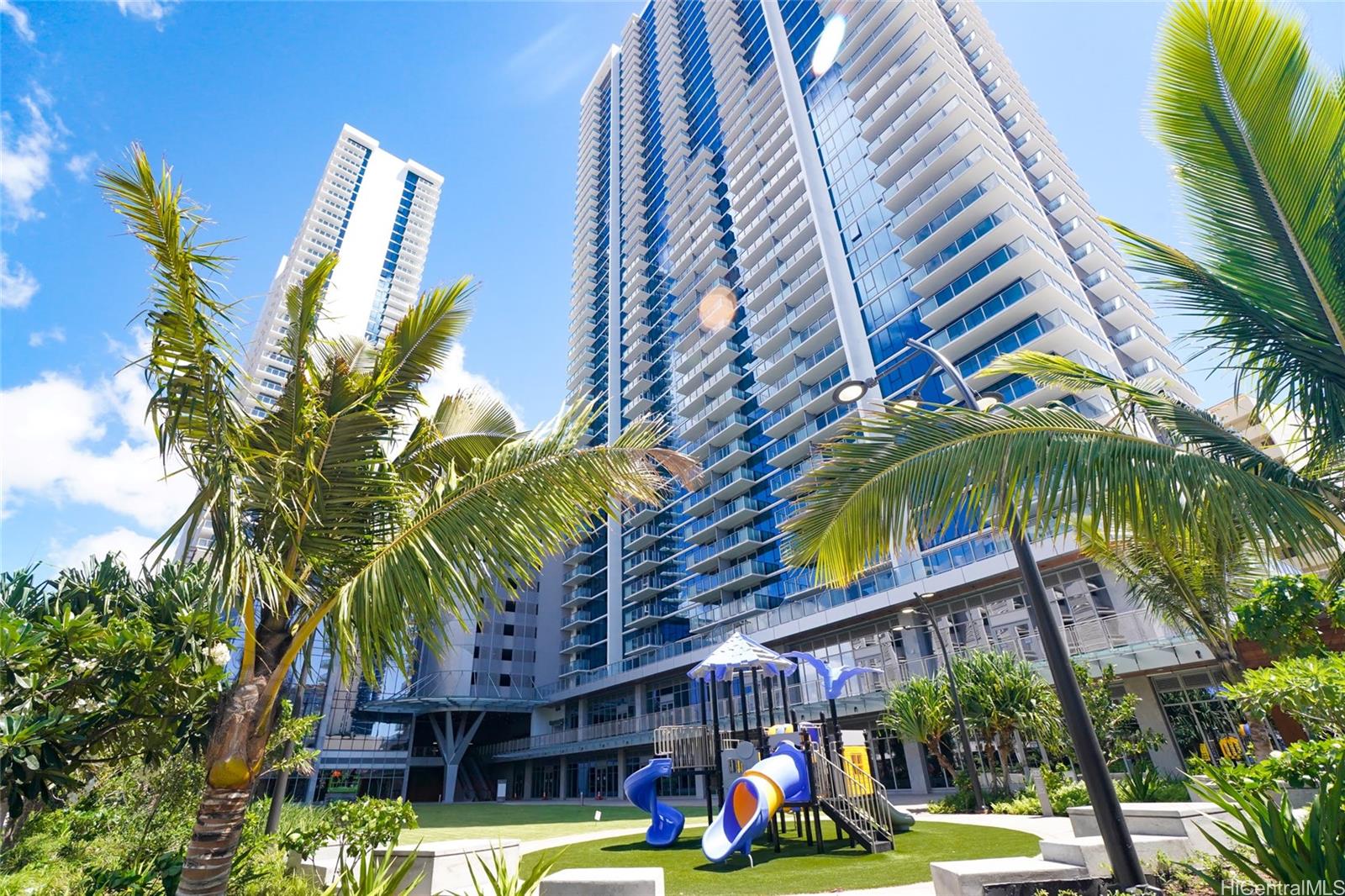 1500 Rycroft Street  Unit 808R
