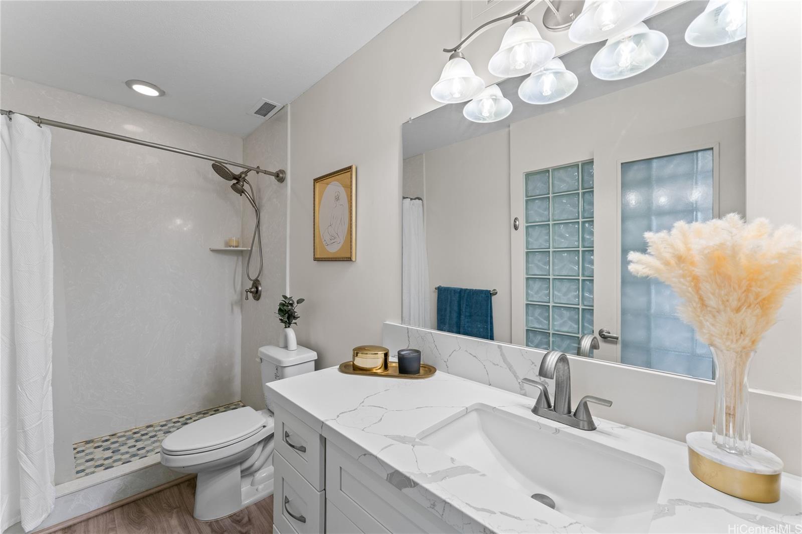 1333 Heulu Street  Unit 1207/PH2