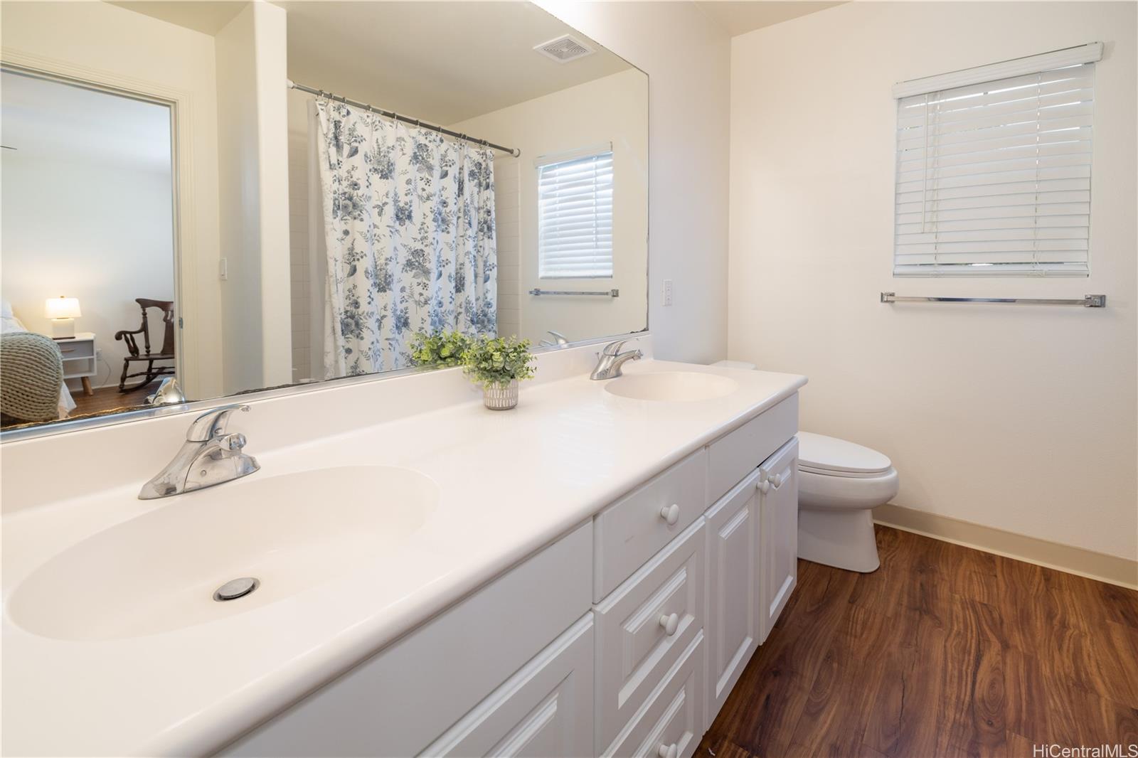 91-2093 Kaioli Street  Unit 1702