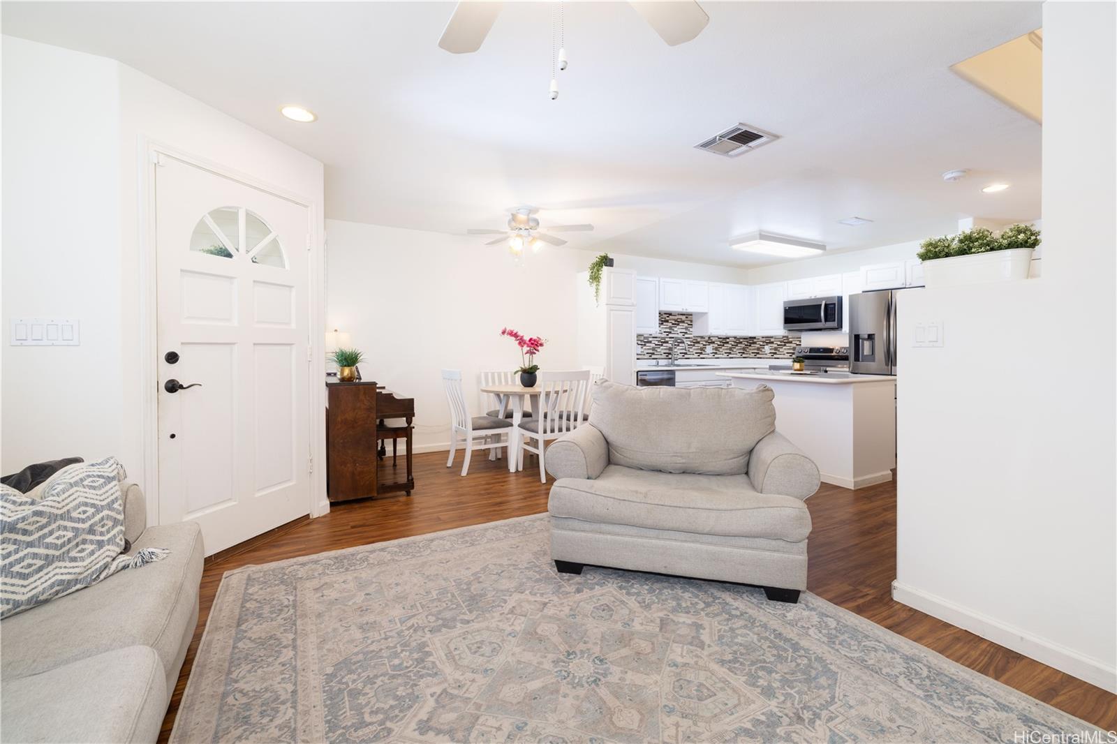 91-2093 Kaioli Street  Unit 1702