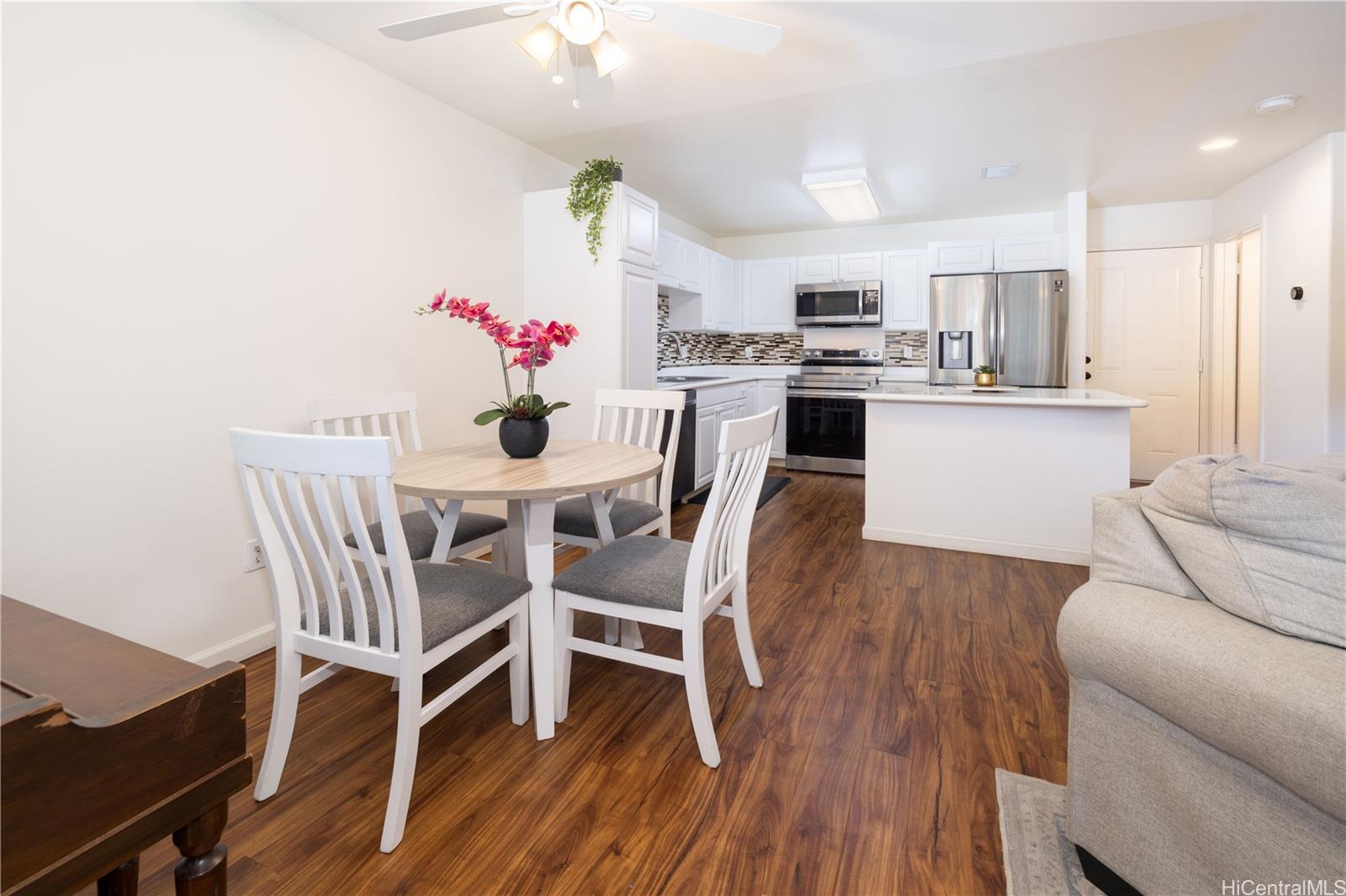 91-2093 Kaioli Street  Unit 1702