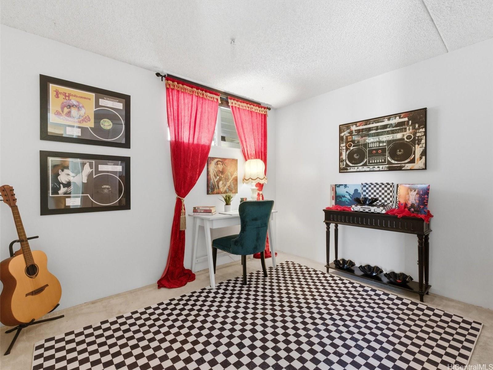 469 Ena Road  Unit 1901